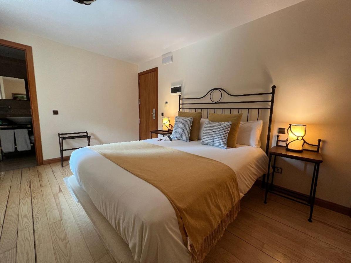 Budget Double or Twin Room,1314241912:JPEG