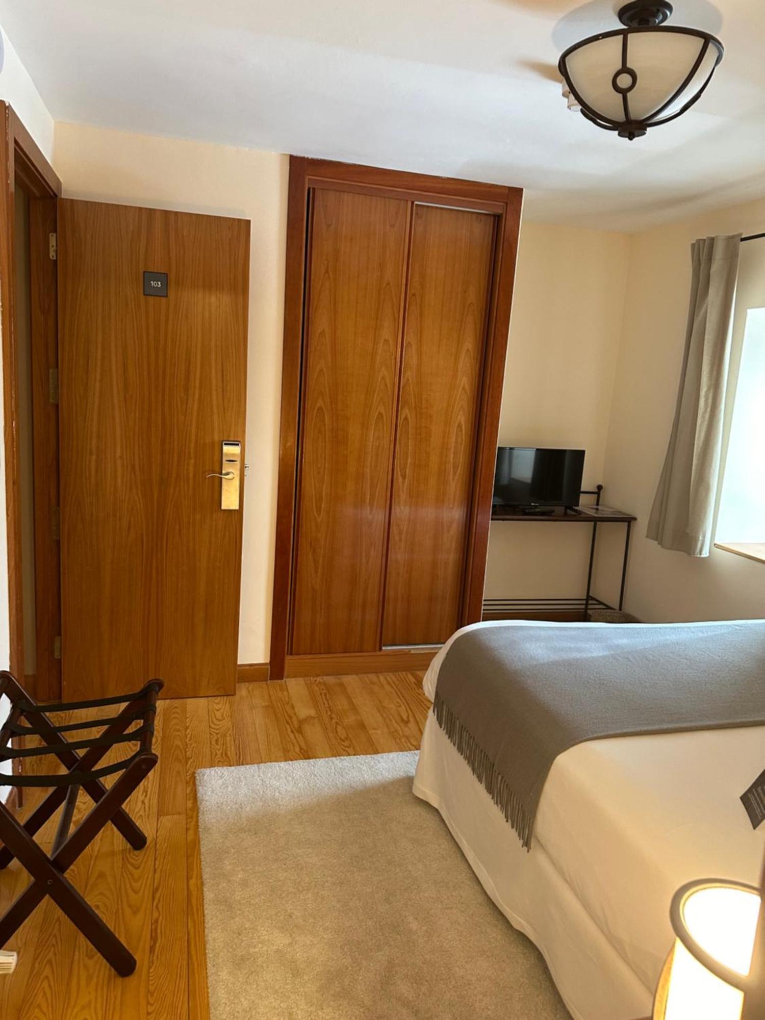 Small Double Room,1615443320:JPEG
